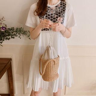 Embroidered-panel Pleated-hem Dress White - One Size