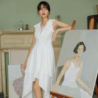 Sleeveless Ruffled Dip-back A-line Dress