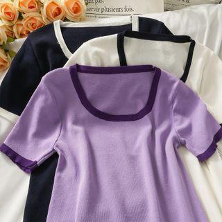 Contrasted Slim-fit Crop T-shirt