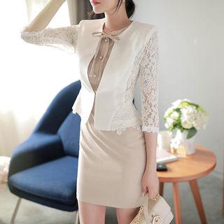 Lace Panel Hook-and-eye Blazer
