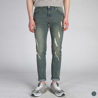 Vintage-style Distressed Slim-fit Jeans