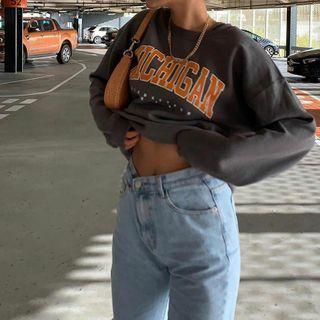 Unisex Oversized Letter Prints Sweatshirt