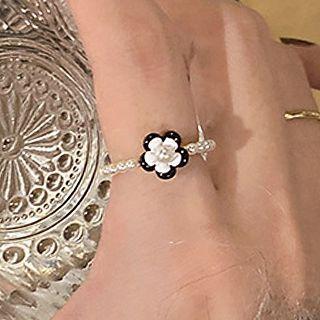 Flower Faux Pearl Acrylic Alloy Ring Black & White - One Size