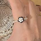 Flower Faux Pearl Acrylic Alloy Ring Black & White - One Size