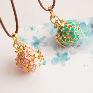 Floral Fragrance Sachet Pendant Necklace