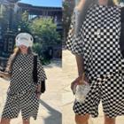 Set: Loose-fit Checkered T-shirt + Shorts Black - One Size