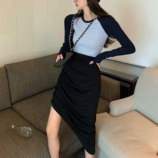 Long-sleeve Two-tone T-shirt / Asymmetrical Skirt