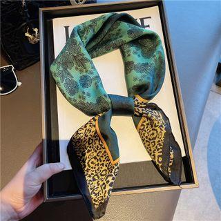 Retro Print Scarf Green - One Size