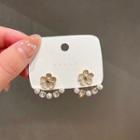 Flower Faux Pearl Stud Earring 1 Pair - Gold - One Size