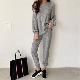 Set: Drop-shoulder Top + Sweat Pants
