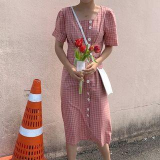 Short-sleeve Plaid Buttoned Midi Dress