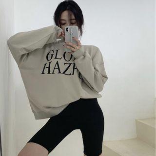 Lettering Sweatshirt / Plain Shorts