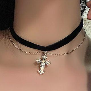 Crisscross Necklace Silver Crisscross - Black - One Size