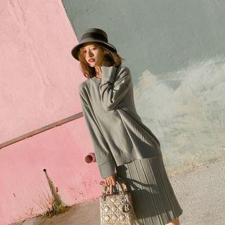 Crew-neck Sweater / V-neck Sleeveless Knit Dress