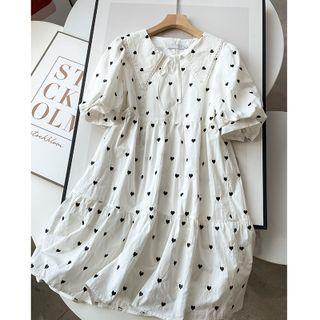 Short-sleeve Heart Embroidered Collared A-line Dress