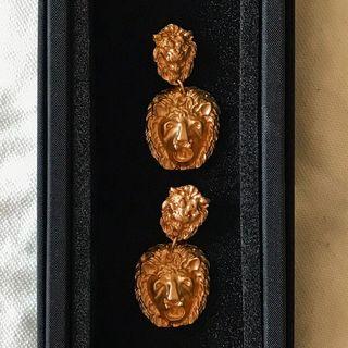 Embossed Lion Dangle Earring