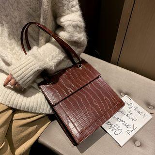 Faux Croc Grain Flap Shoulder Bag