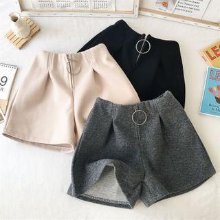Plain Zipped Shorts