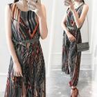 Print Sleeveless Pleated Midi Dress With Sash