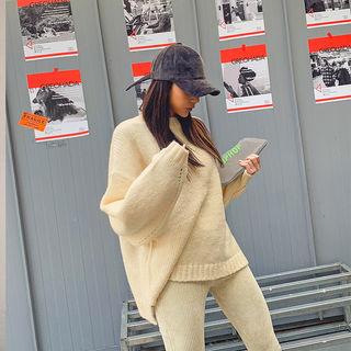Drop-shoulder Punched-trim Sweater