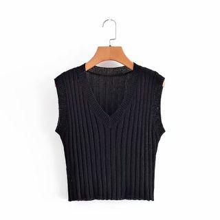 Ribbed Knit Sweater Vest Black - One Size