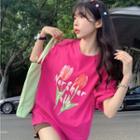 Elbow-sleeve Lettering Floral T-shirt