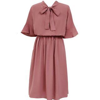 Tie-neck Short-sleeve Chiffon Dress