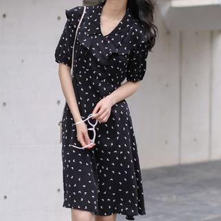 Ruffle Trim Sweetheart Patterned Midi Dress
