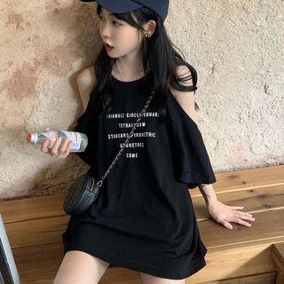 Lettering Cold Shoulder 3/4-sleeve T-shirt