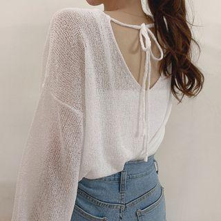 Open-back Light Knit Top