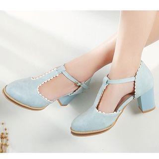 Scalloped-edge T-strap Chunky-heel Pumps