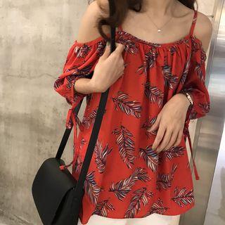 Off-shoulder Printed Elbow-sleeve Top