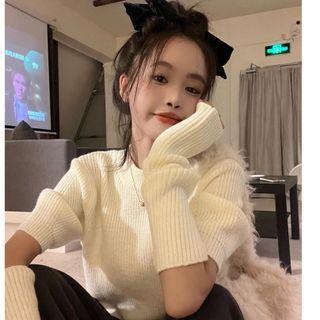 Set: Short-sleeve Ribbed Knit Top + Fingerless Gloves