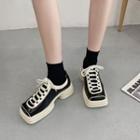 Square-toe Two-tone Lace-up Shoes