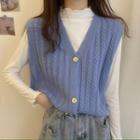 Cable-knit Button-up Sweater Vest / Long-sleeve Plain T-shirt
