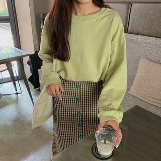Long-sleeve Plain Sweatshirt / High-waist Single Breasted Plaid Skirt