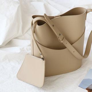 Shoulder Bag With Coin Purse