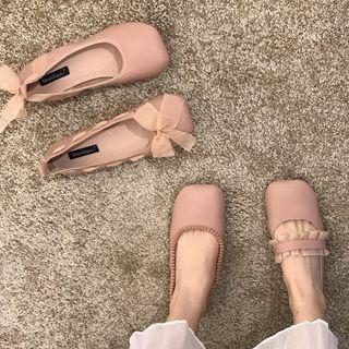 Mesh Ruffled Flats