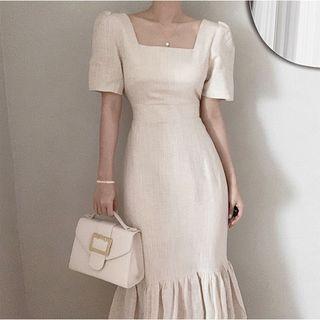 Short-sleeve Square-neck Ruffle-hem Midi Dress