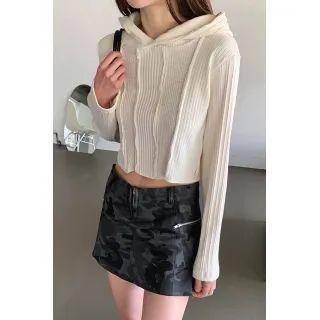 Pintuck Ribbed Cropped Hoodie