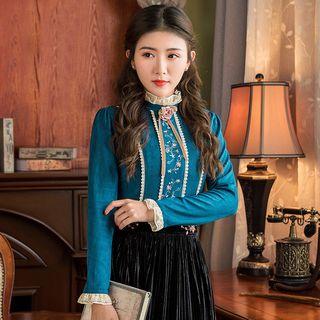 Frilled Collar Crochet Trim Embroidery Top