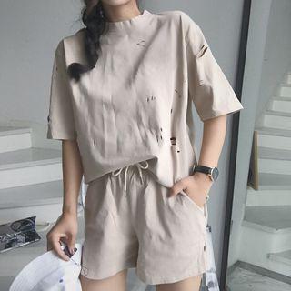 Set : Distressed Elbow-sleeve T-shirt + Shorts