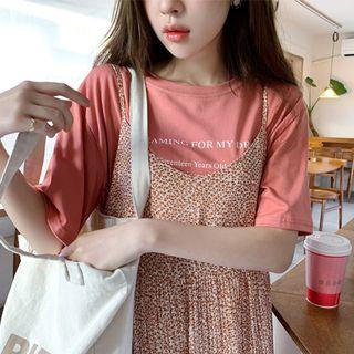 Short-sleeve Letter-printed T-shirt Apricot - One Size