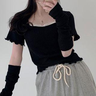 Set: Short-sleeve Knit Top + Arm Sleeves