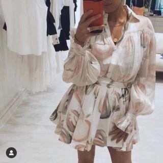 Floral Print Shirt / Pleated Skirt / Set