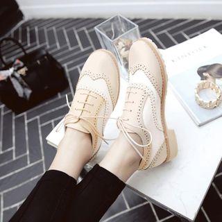 Low Heel Oxford Shoes