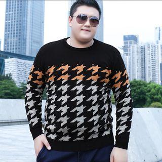 Plus Size Houndstooth Sweater