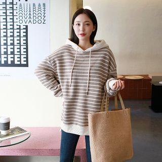 Dip-back Striped Fleece-lined Hoodie