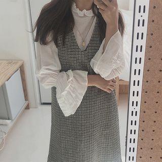 Ruffle Trim Long-sleeve Top / V-neck Pinafore Dress