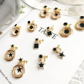 Retro Alloy Dangle Earring (various Designs)